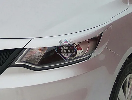 Накладки на фары широкие с боковыми лепестками KIA Rio 3 2015-2017