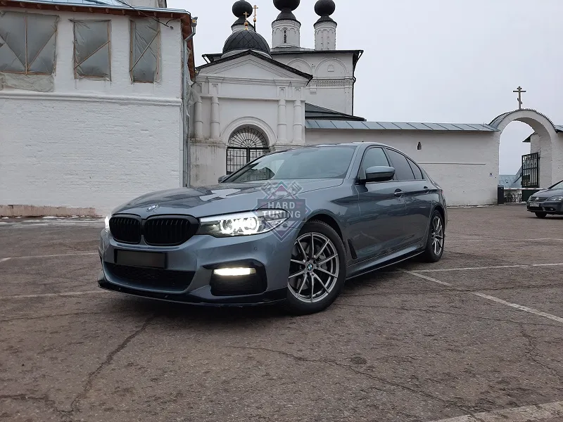 Сплиттер BMW 5-series (G30) в стиле M-Performance (OEM 51192414137 и 51192414139) дорестайлинг