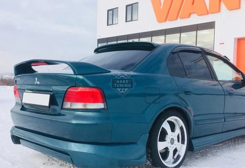 Накладка на задний бампер G-Square Mitsubishi Galant 8