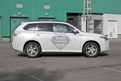 Накладки на пороги Mitsubishi Outlander (3rd gen) (2012-2014) Broomer Design