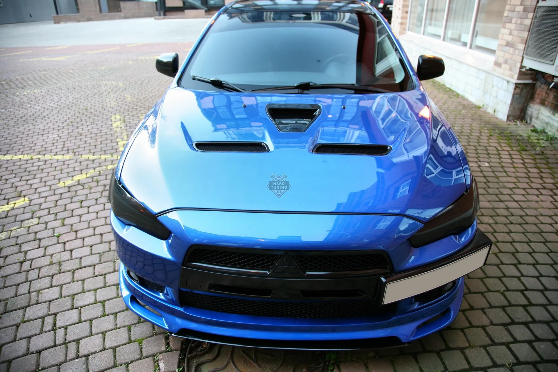 Центральный сплиттер передней накладки ZODIAK Mitsubishi Lancer 10 (2007-2011) стеклопластик