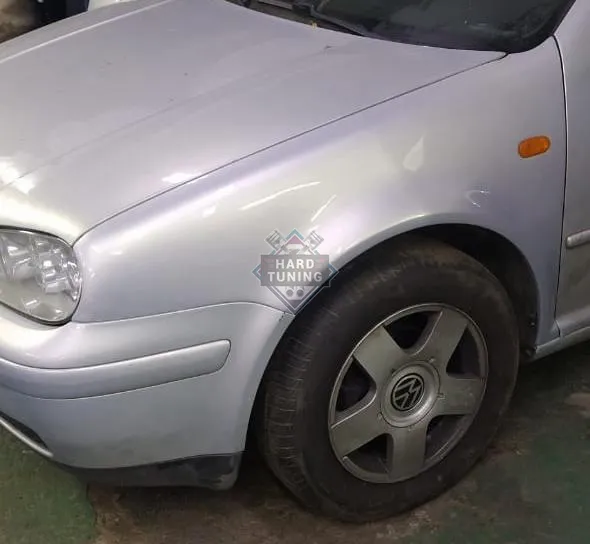 Передние крылья пластиковые штатные комплект Volkswagen Golf 4 комплект