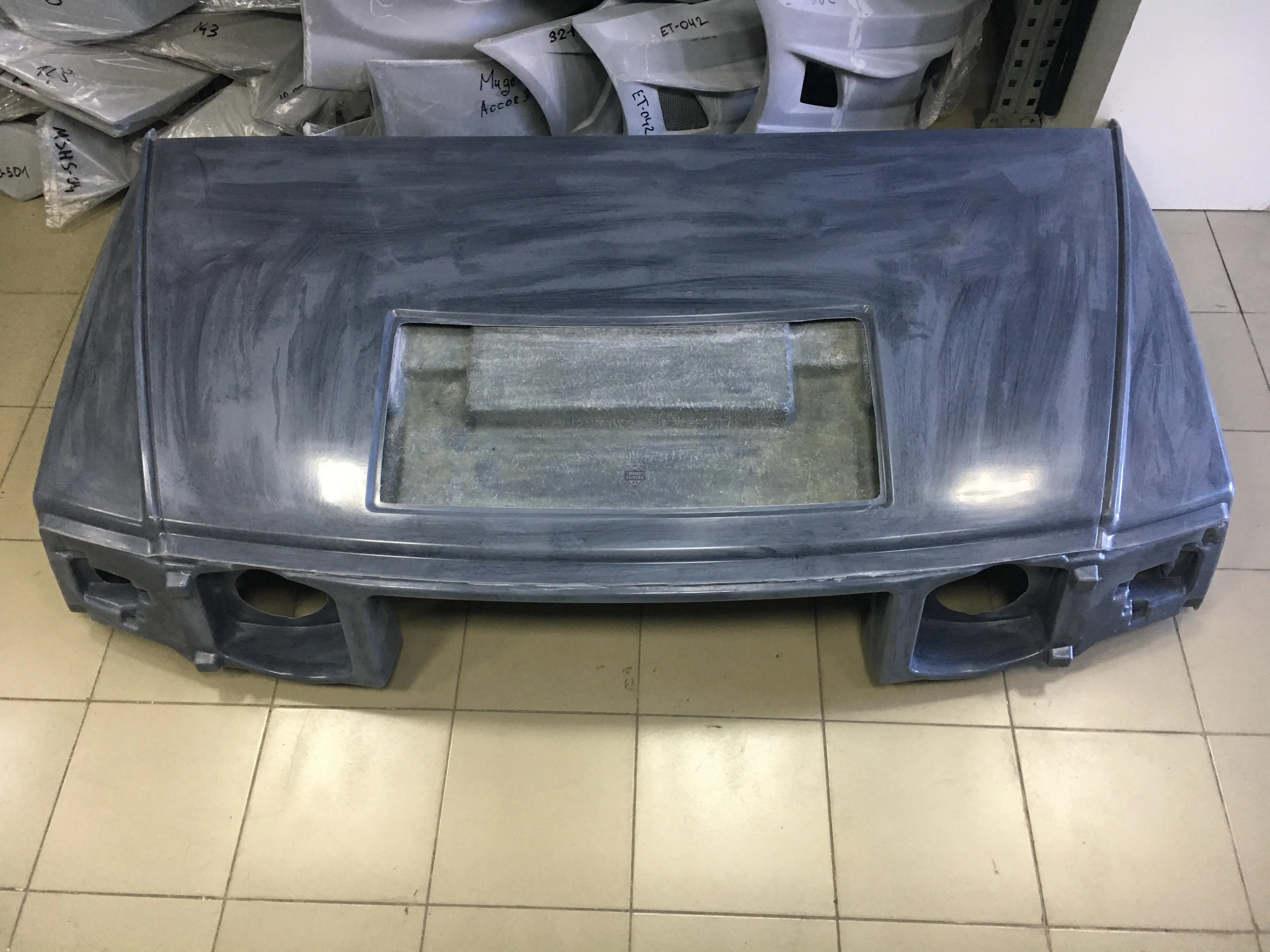Капот штатный Hummer H2