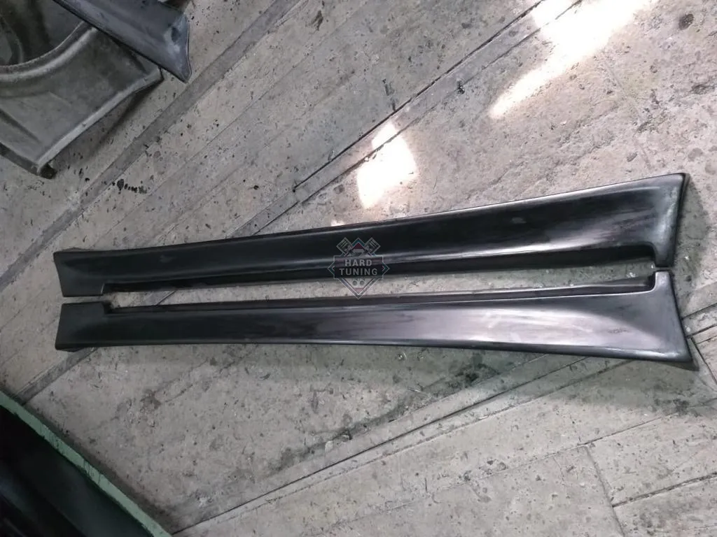 Накладки на пороги VERTEX Toyota Mark 2 90