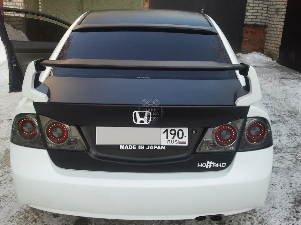 Козырек на заднее стекло EL Honda Civic 8 4D