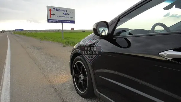 Крылья с жабрами MUGEN Honda Civic 8 5D FN2