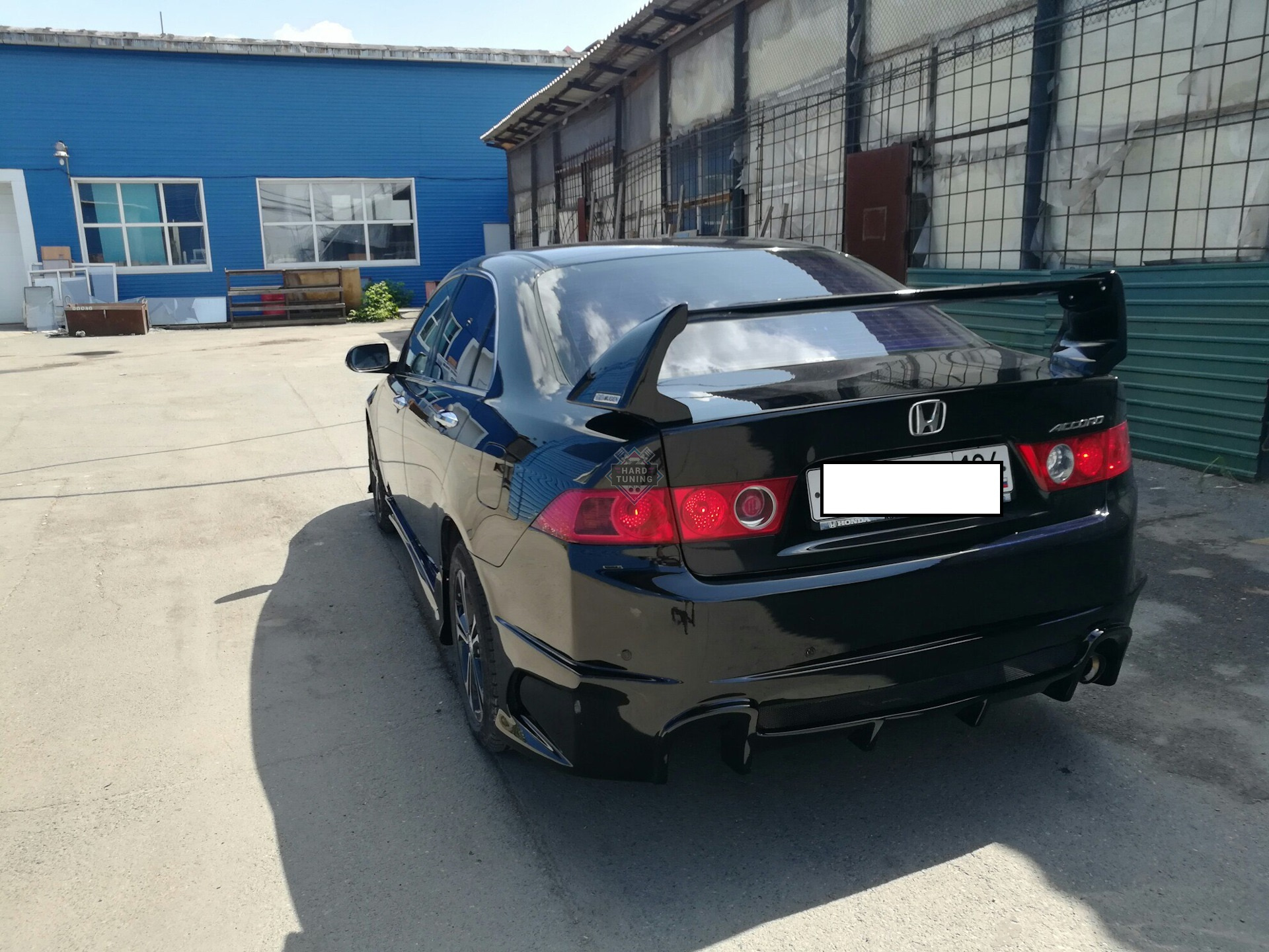 Бампер honda accord 7